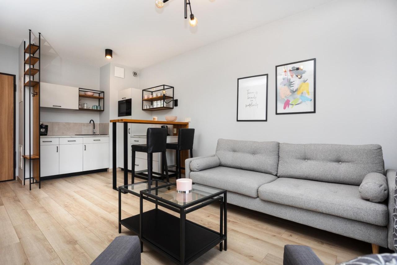 Apartament Of The Kings-alice