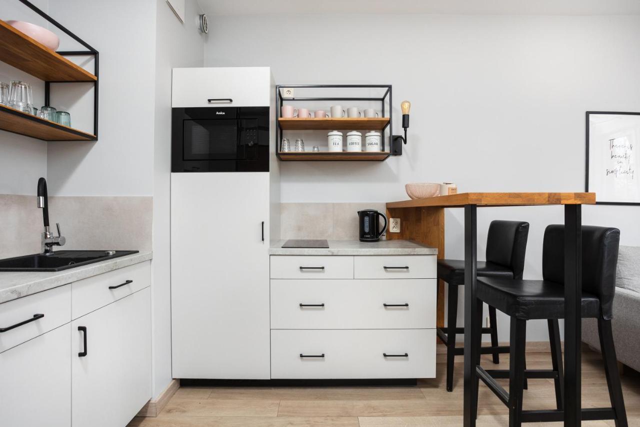Apartament Of The Kings-alice
